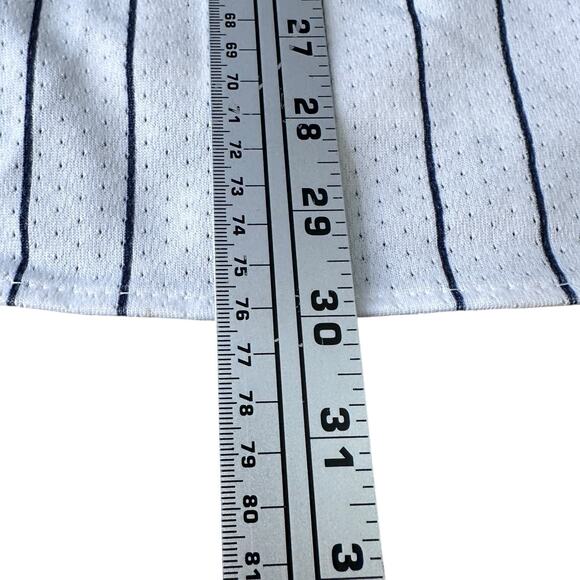 Vintage Majestic Cleveland Indians Baseball Jersey Men XL White Pinstriped READ - Picture 10 of 11